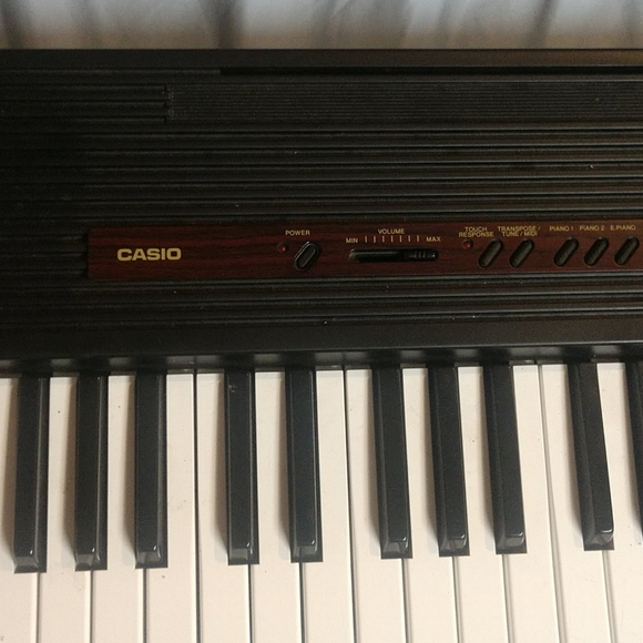 Piano - Picture 2 of 2